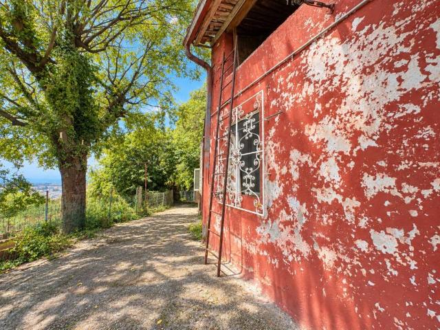 Rustico in vendita a Montecchio Maggiore, Vicenza