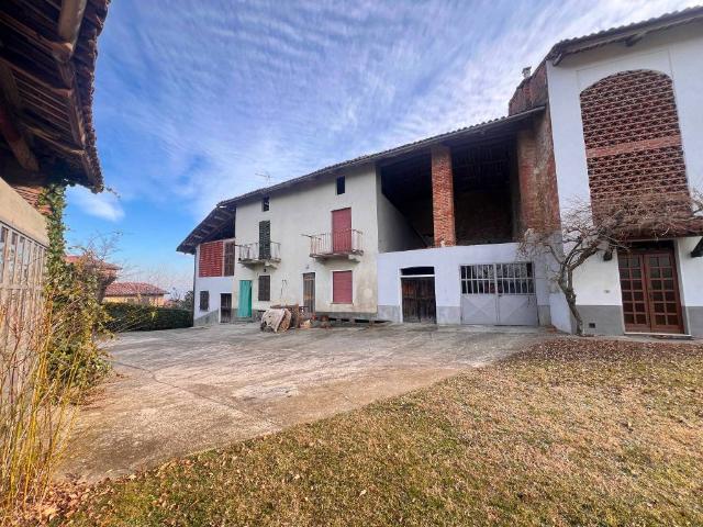 Rustico in vendita a Piemonte, Asti