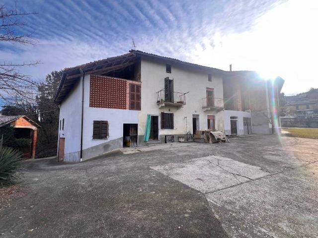 Rustico in vendita a Piemonte, Asti