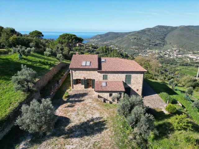 Rustico in vendita a Montecorice, Campania
