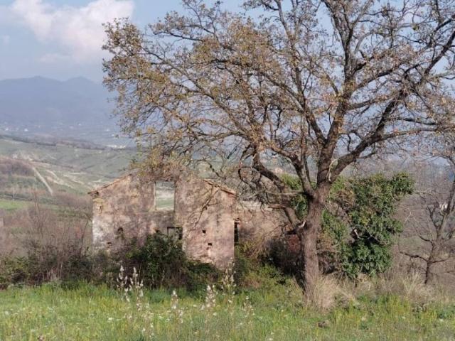 Rustico in vendita a Montecorvino Pugliano, Campania