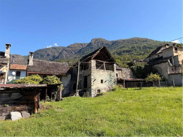 Rustico in vendita a Croppomarcio, Montecrestese