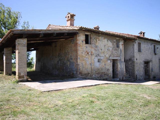 Rustico in vendita a Montefalco, Umbria