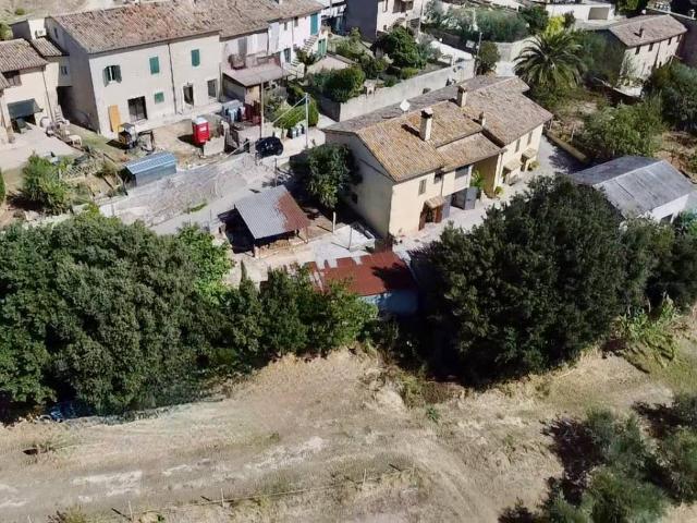 Rustico in vendita a Camiano Piccolo, Montefalco