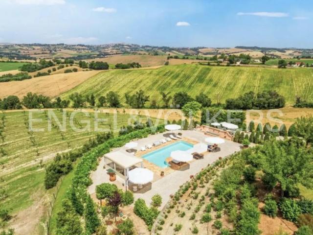 Rustico in vendita a Marche, Macerata