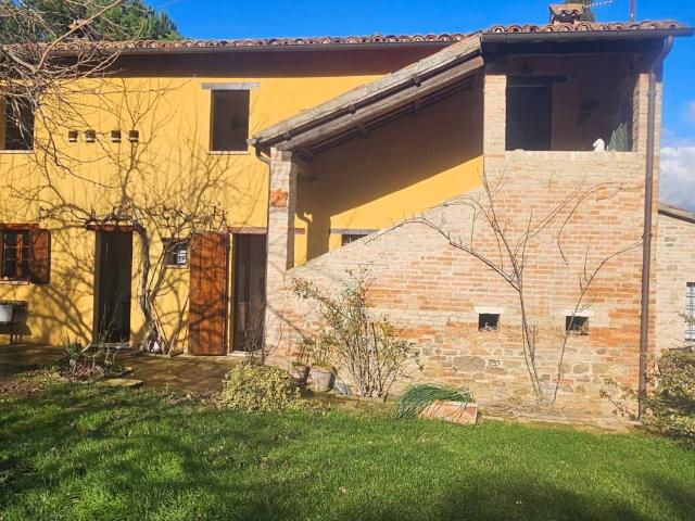 Rustico in vendita a Marche, Pesaro E Urbino