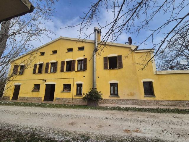 Rustico in vendita a Marche, Pesaro E Urbino