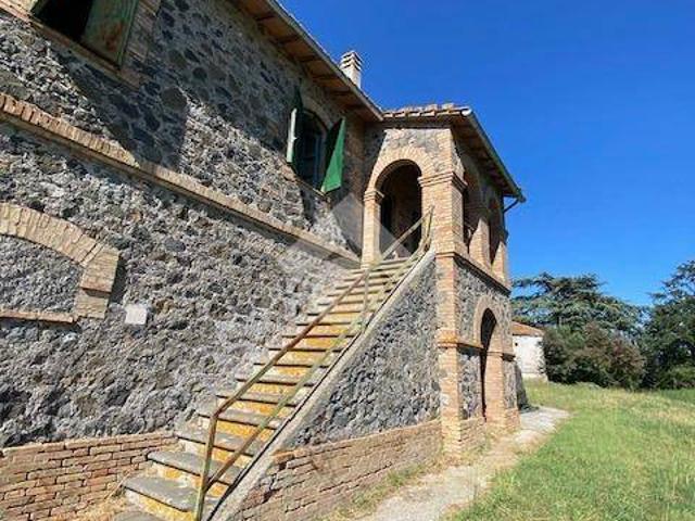 Rustico in vendita a Montefiascone, Lazio