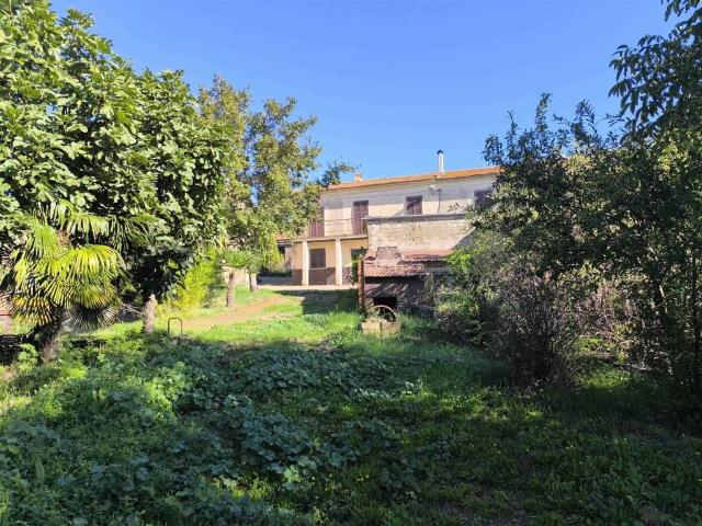 Rustico in vendita a Montefiascone, Lazio