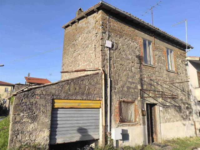 Rustico in vendita a Montefiascone, Lazio