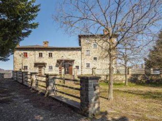 Rustico in vendita a Unione dei comuni del Distretto Ceramico, Montefiorino