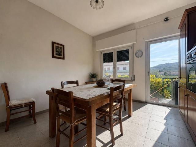 Rustico in vendita a Brognoligo, Monteforte d'Alpone