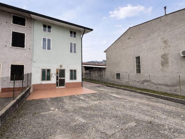 Rustico in vendita a Monteforte D'alpone, Veneto