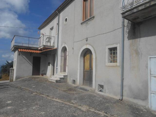 Rustico in vendita a Montefusco, Campania