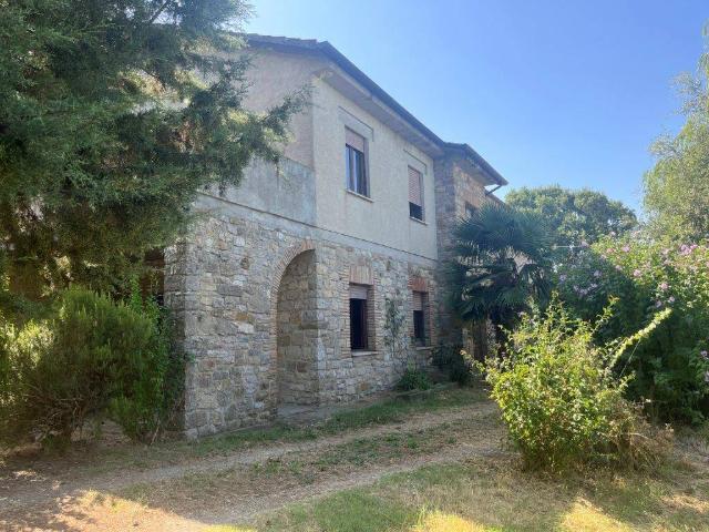 Rustico in vendita a Montegabbione, Terni