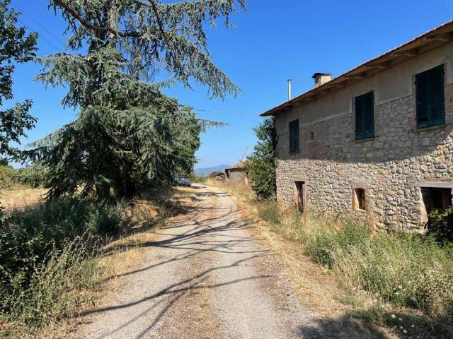 Rustico in vendita a Montegabbione, Terni