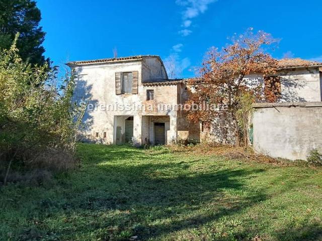 Rustico in vendita a Montegridolfo, Reggio Emilia