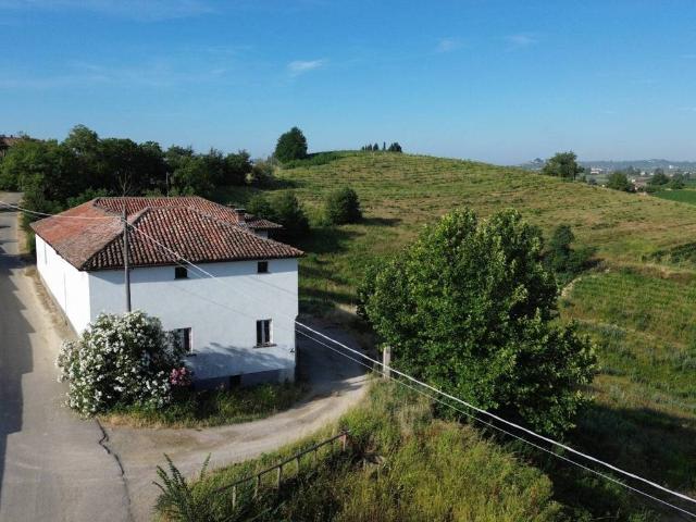Rustico in vendita a Piemonte, Asti