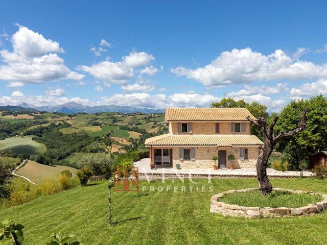 Rustico in vendita a Marche, Fermo
