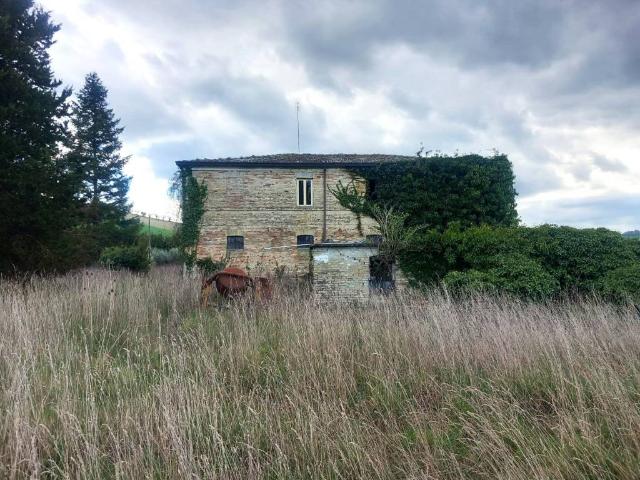 Rustico in vendita a Marche, Fermo