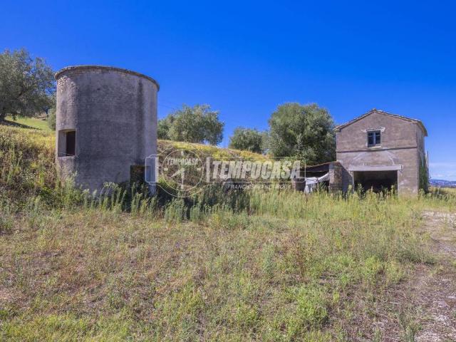 Rustico in vendita a Marche, Macerata