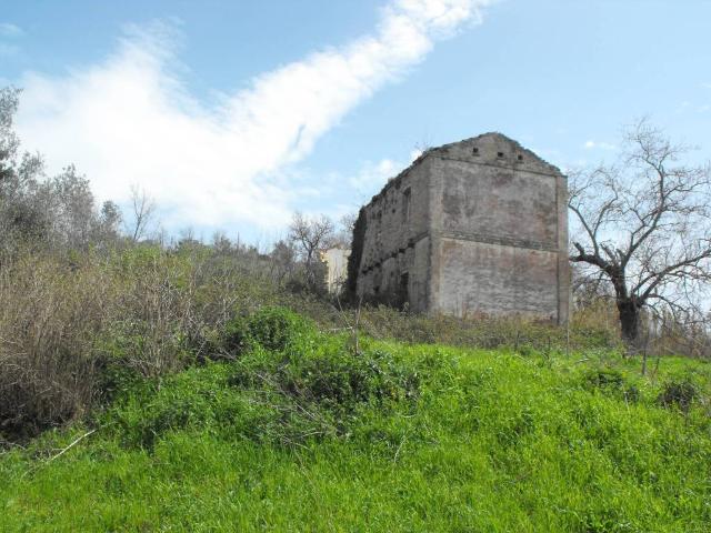 Rustico in vendita a Monteodorisio, Abruzzo