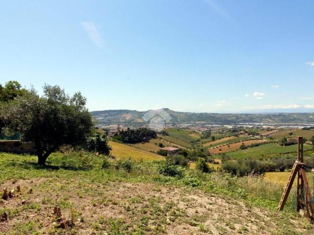 Rustico in vendita a Bora Ragnola, Marche
