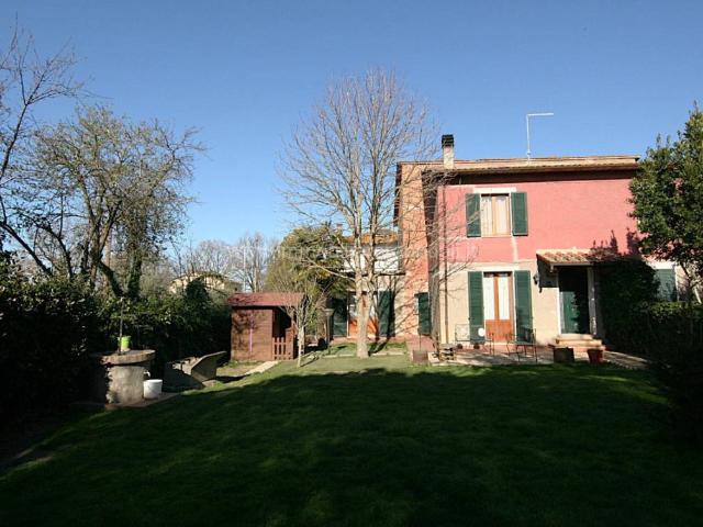 Rustico in vendita a Abbadia Di Montepulciano, Toscana