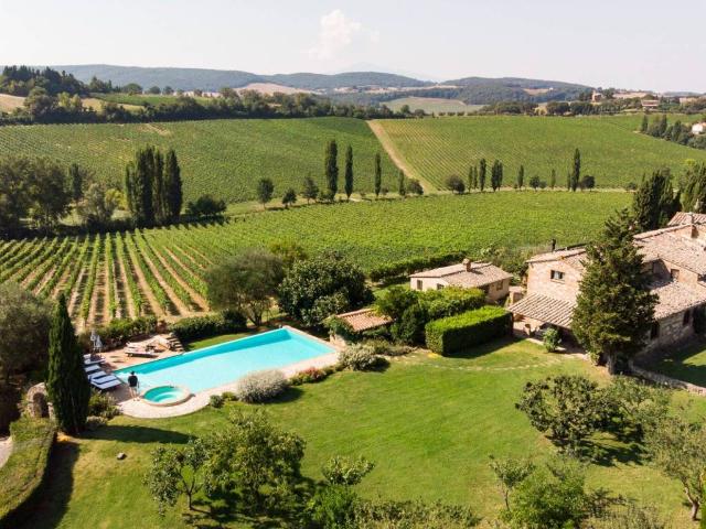 Rustico in vendita a Montepulciano, Siena