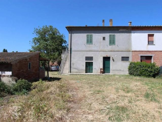 Rustico in vendita a Abbadia Di Montepulciano, Toscana