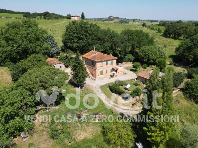 Rustico in vendita a Abbadia Di Montepulciano, Toscana