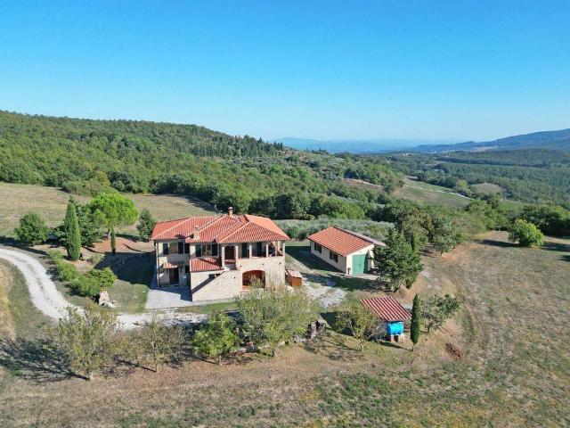 Rustico in vendita a Abbadia Di Montepulciano, Toscana