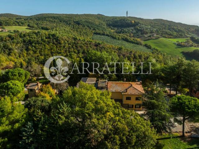 Rustico in vendita a Abbadia Di Montepulciano, Toscana