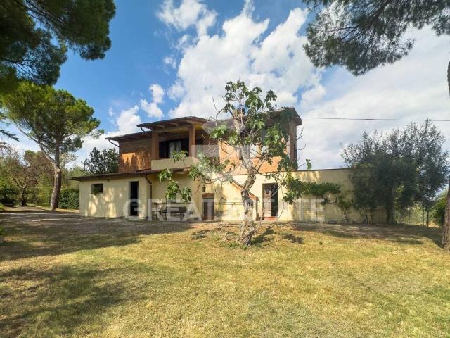Rustico in vendita a Montepulciano, Siena