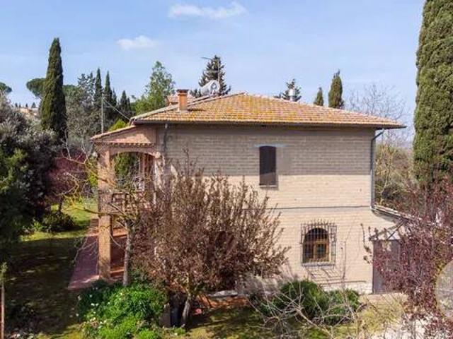 Rustico in vendita a Abbadia Di Montepulciano, Toscana