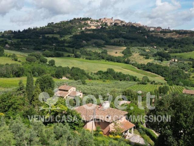 Rustico in vendita a Abbadia Di Montepulciano, Toscana