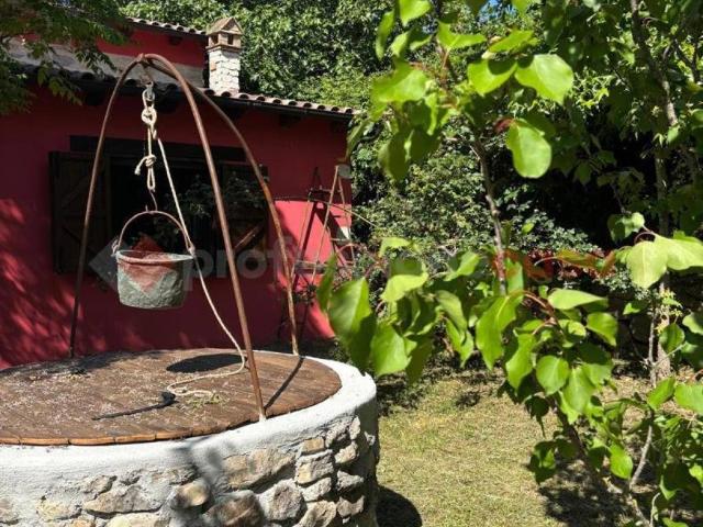 Rustico in vendita a Monteroduni, Molise