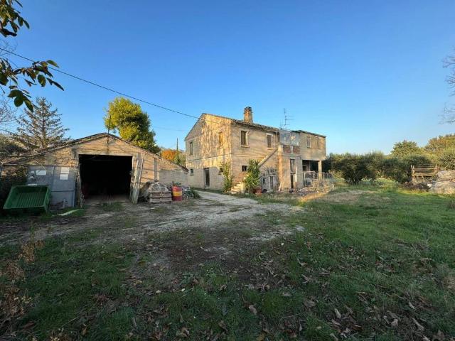 Rustico in vendita a Marche, Fermo