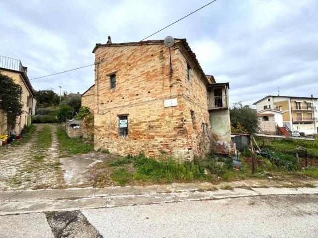 Rustico in vendita a Marche, Fermo