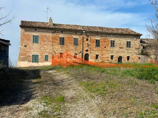 Rustico in vendita a Marche, Fermo