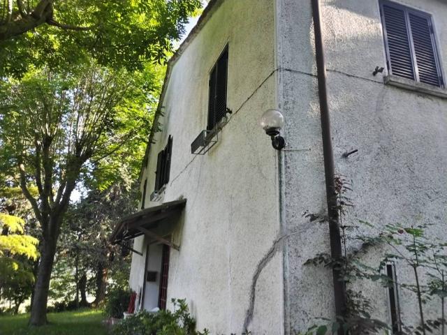 Rustico in vendita a Montescudo-Monte Colombo, Monte Colombo