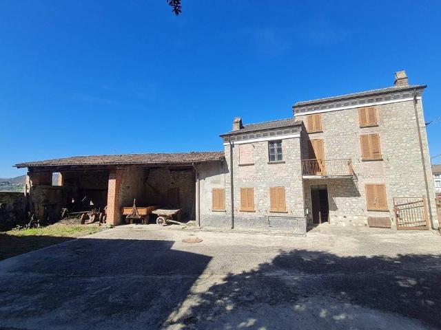 Rustico in vendita a Montesegale, Lombardia