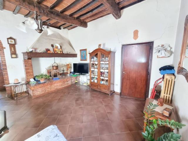 Rustico in vendita a Unione dei Comuni Circondario dell'Empolese Valdelsa, Montespertoli
