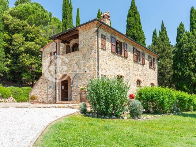 Rustico in vendita a Monteverdi Marittimo, Toscana