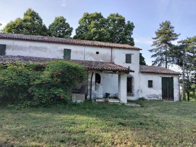 Rustico in vendita a Unione dei comuni Valle del Savio, Montiano