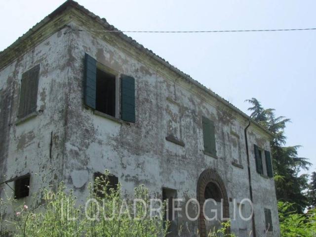 Rustico in vendita a Unione dei comuni Valle del Savio, Montiano