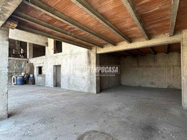 Rustico in vendita a Montichiari, Brescia