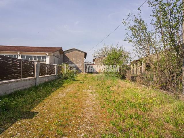 Rustico in vendita a Montichiari, Lombardia