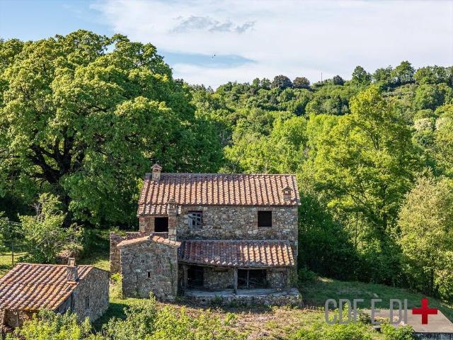 Rustico in vendita a Montieri, Toscana