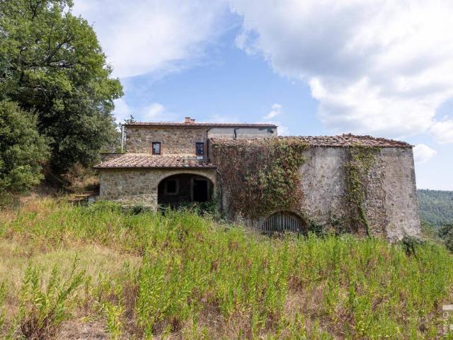 Rustico in vendita a Montieri, Toscana